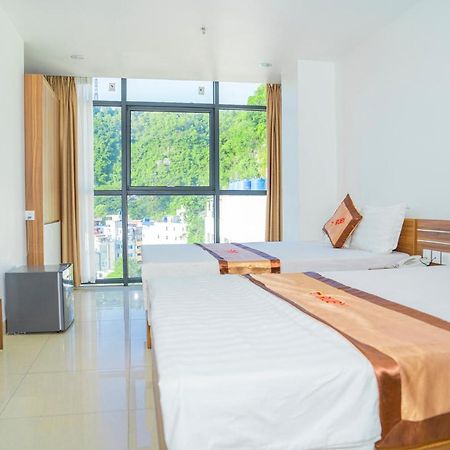 Hồng Quảng Hotel Cát Bà Cat Ba Island Ngoại thất bức ảnh