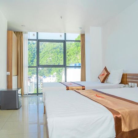 Hồng Quảng Hotel Cát Bà Cat Ba Island Ngoại thất bức ảnh