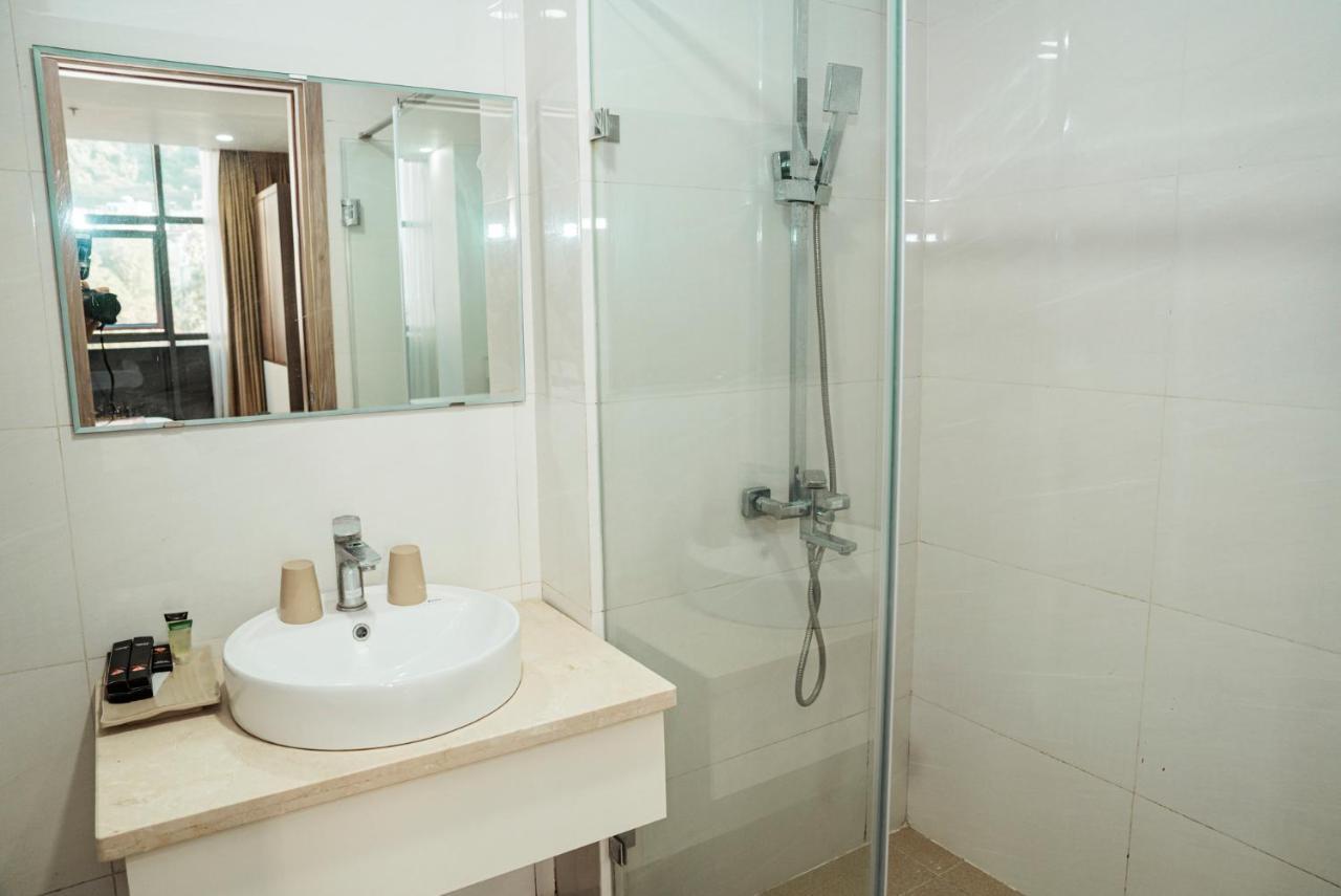 Hồng Quảng Hotel Cát Bà Cat Ba Island Ngoại thất bức ảnh