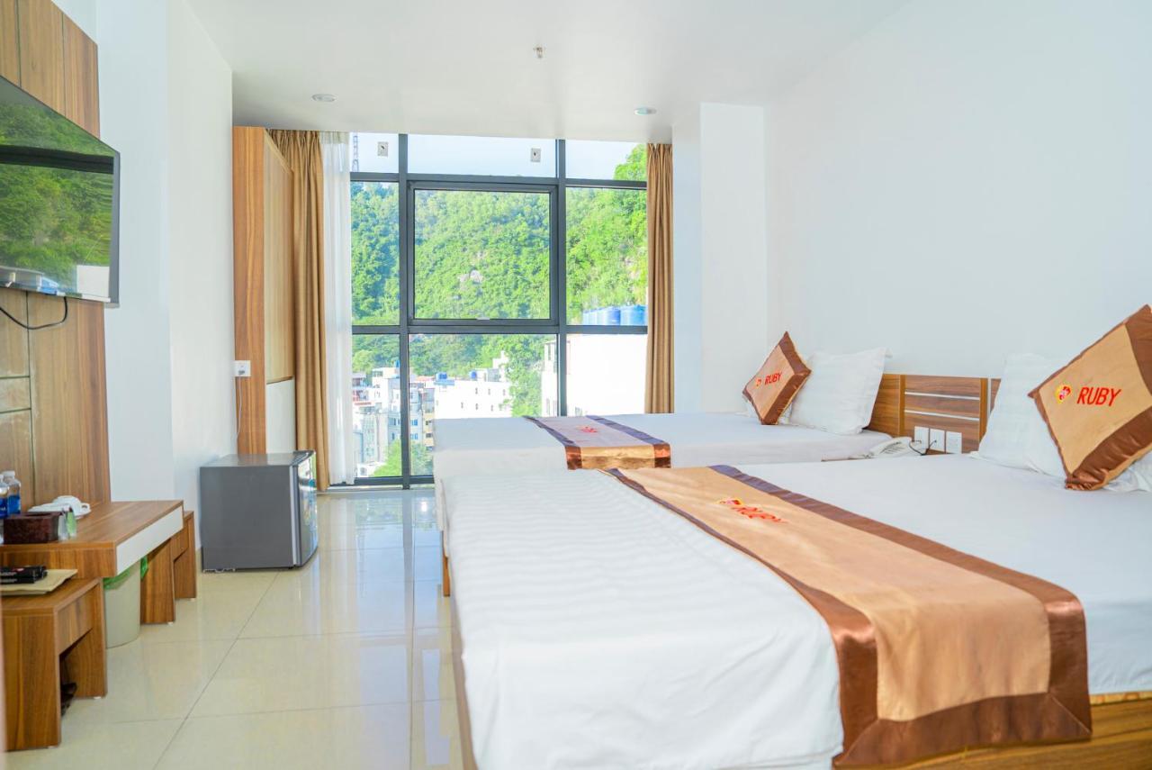 Hồng Quảng Hotel Cát Bà Cat Ba Island Ngoại thất bức ảnh