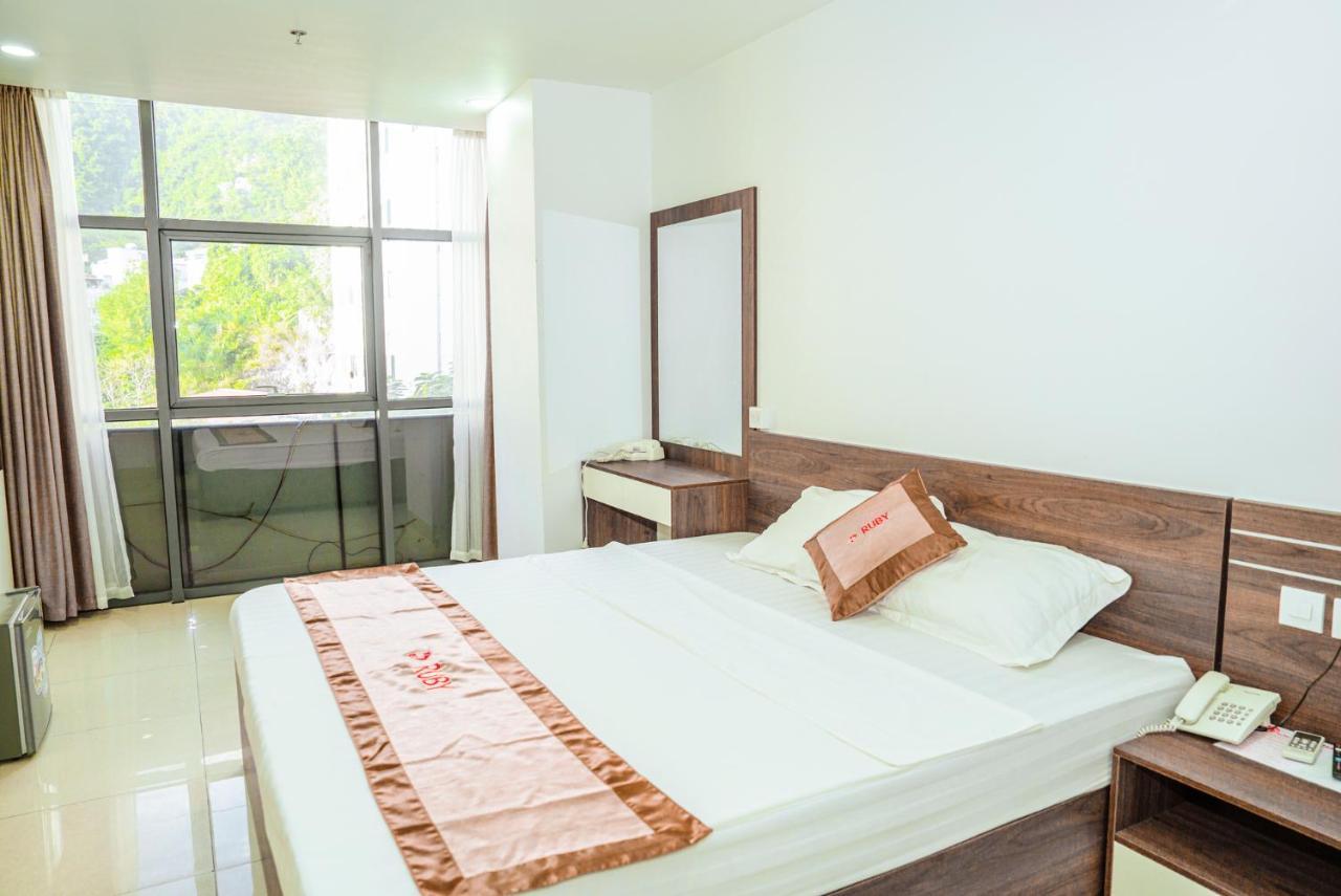 Hồng Quảng Hotel Cát Bà Cat Ba Island Ngoại thất bức ảnh